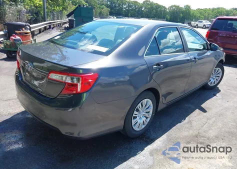 2012 Toyota Camry L z USA, uszkodzony, nr VIN 4T1BF1FKXCU625665